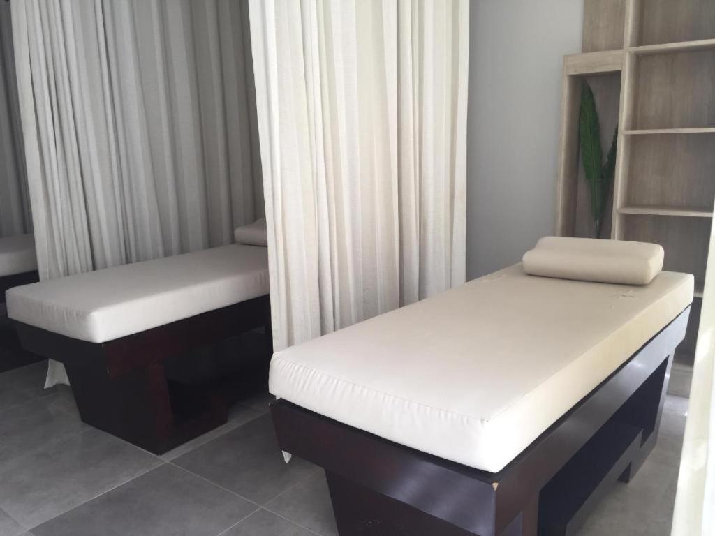 Mactan Newtown Beach Condo Lapu-Lapu City Exterior photo